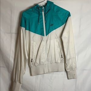 Nike windbreaker
